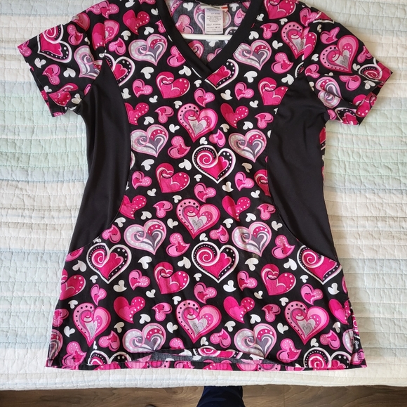 Scrub shirts - Picture 10 of 15